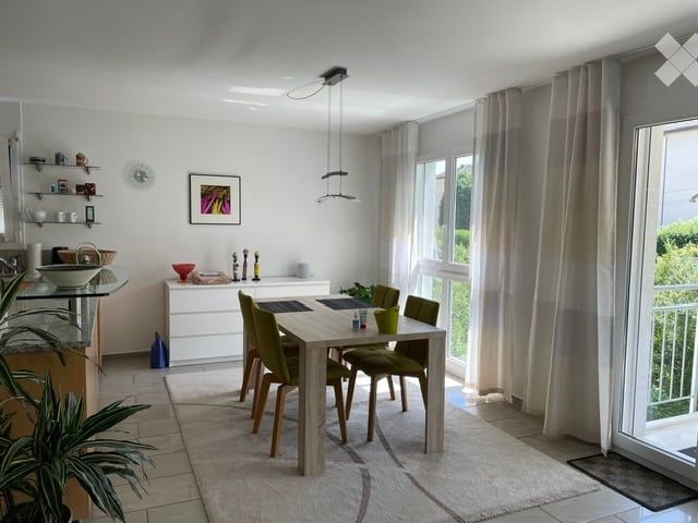 Helle 4.5 Zimmerwohnung in Hinteregg - Bild 1