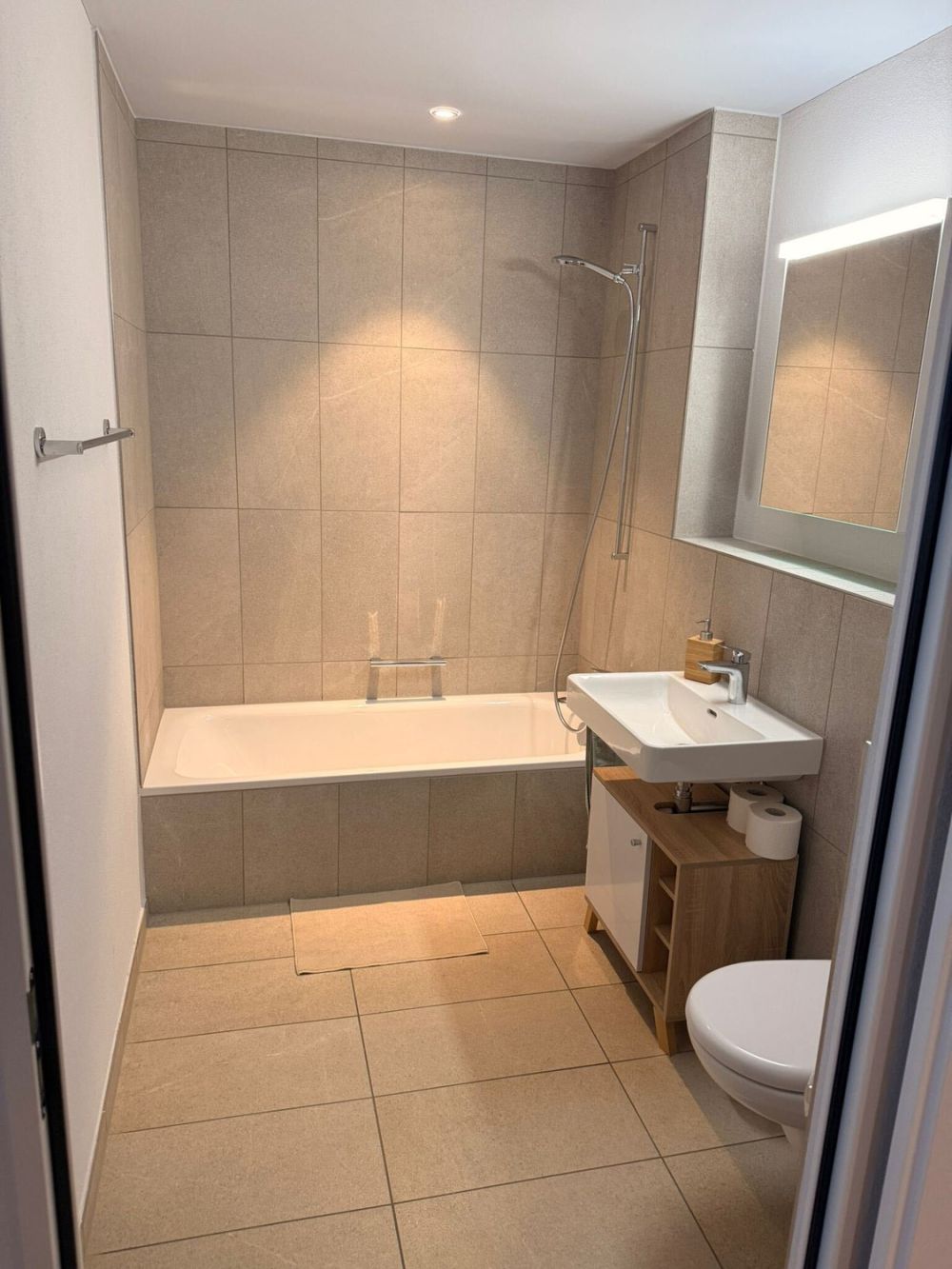 Möblierte 2.5-Zimmer-Wohnung in Horgen Oberdorf  Untermiete für ca. 2 Jahre - Bild 11