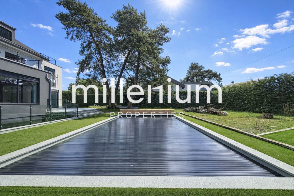 Villa individuelle de standing située en plein coeur de Tannay - Bild 1