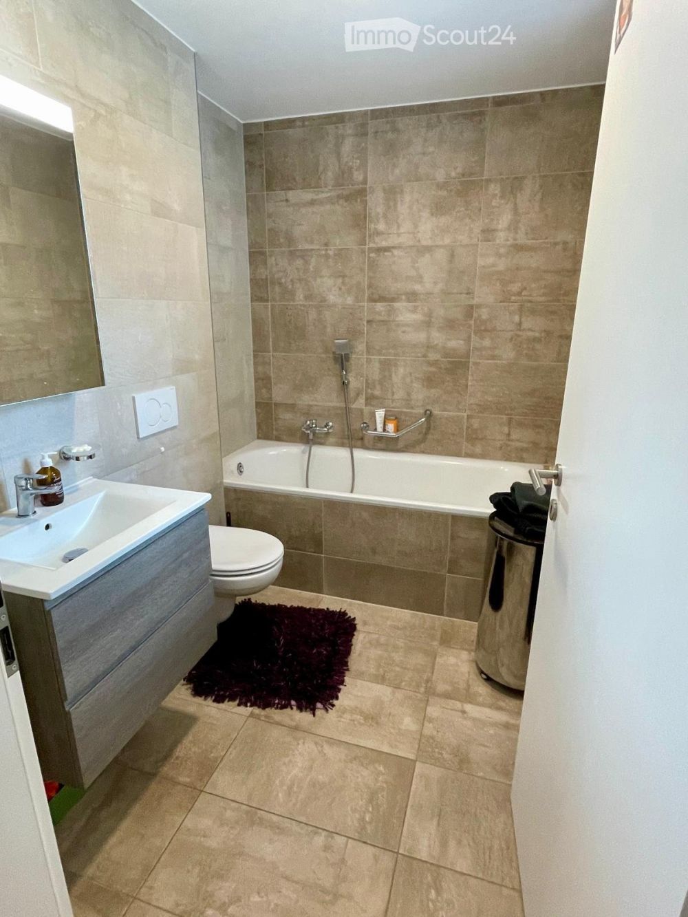 Charmantes 3.5-Zimmer-Wohnung mit Balkon in St-Barthélemy VD - Bild 11