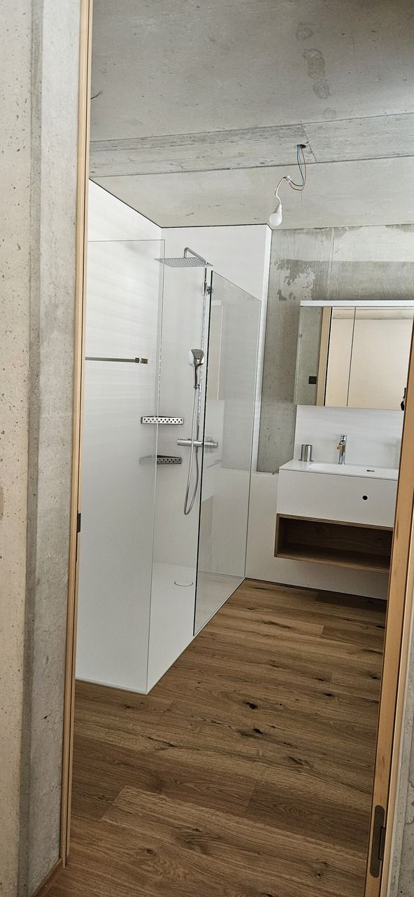 top moderne Wohnungen - Erstbezug Neubau in Steg / VS - Dusche