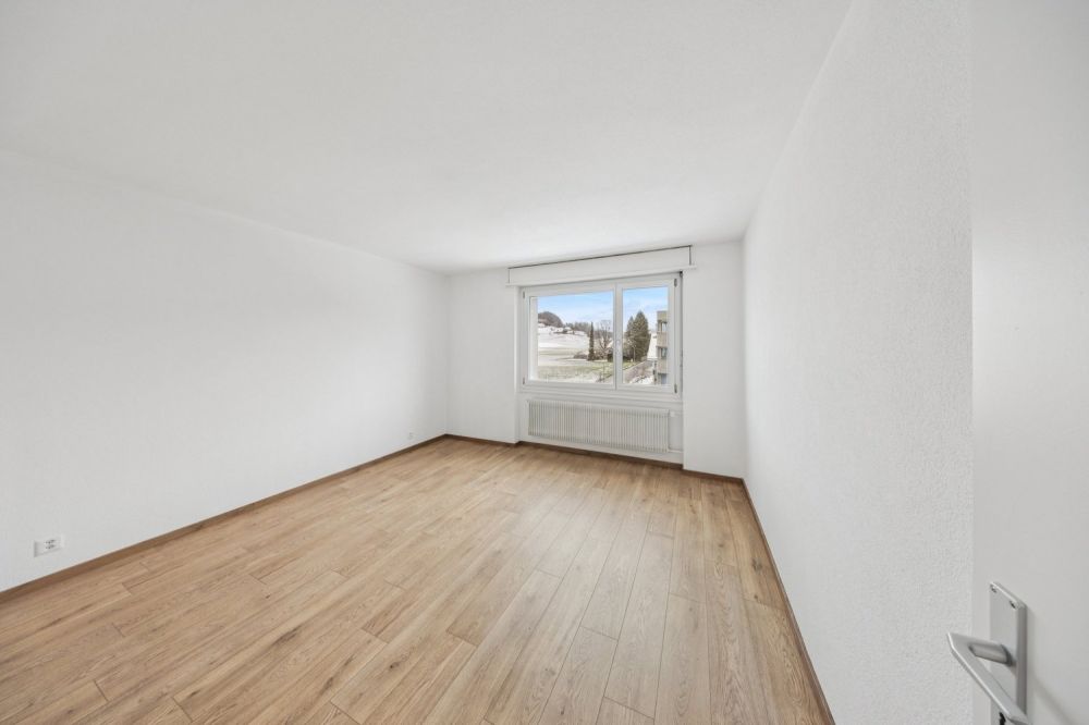 Totalsanierte, helle 5.5-Zimmer-Wohnung in Sumiswald - Bild 8
