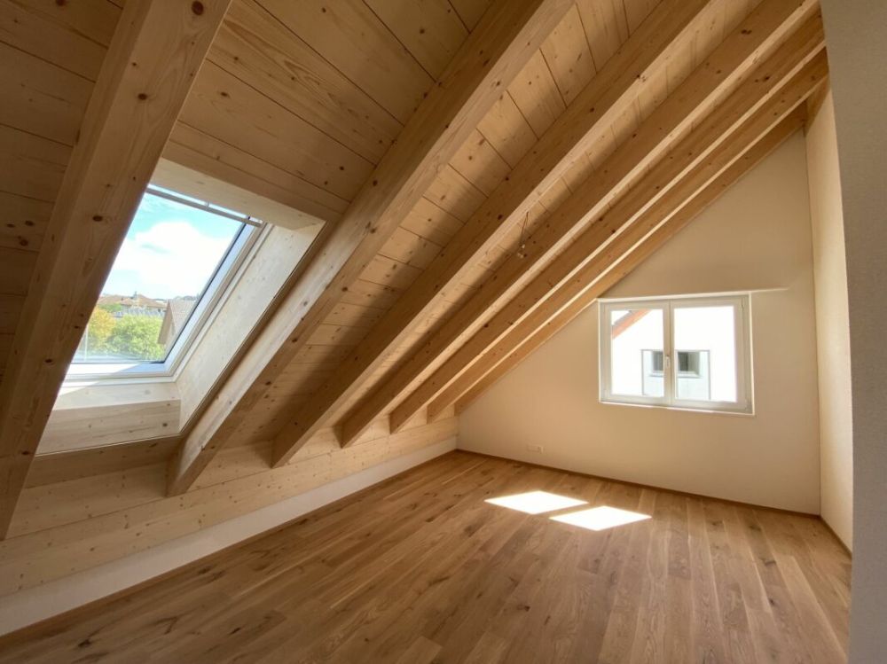 6 1/2-Zimmer-Doppeleinfamilienhaus mit nutzbarer Landfläche - Bild 10