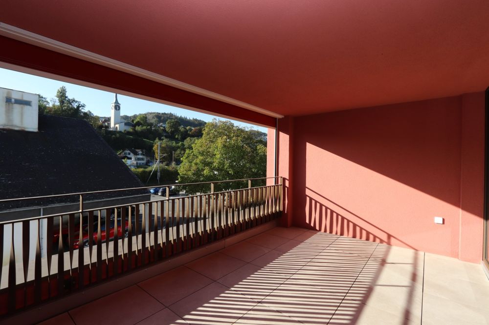 Helle 3.5-Zimmer-Dachgeschosswohnung (94 m²) - Balkon