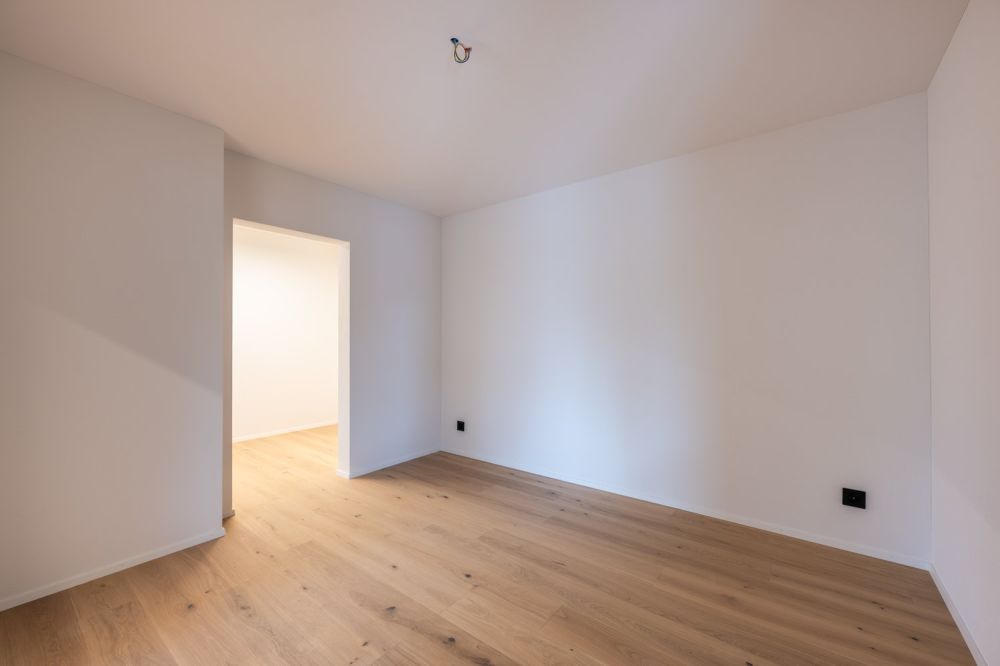 Aus alt wird neu - topmoderne 2.5-Zimmerwohnung zu vermieten - Bild 4