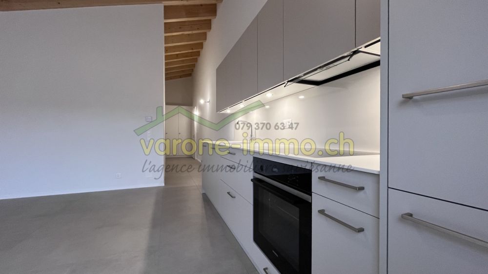 À LOUER à Saint-Germain / Savièse - 3.5 pces - Cuisine appartement témoin