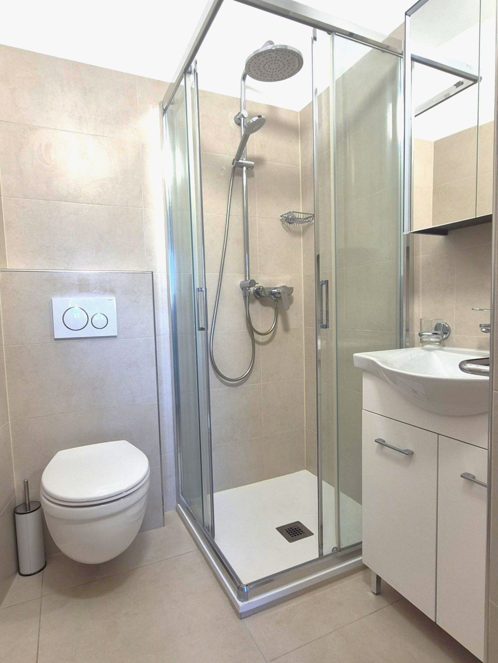 Favoloso e Vantaggioso 3.0 locali ARREDATO - Bild 7