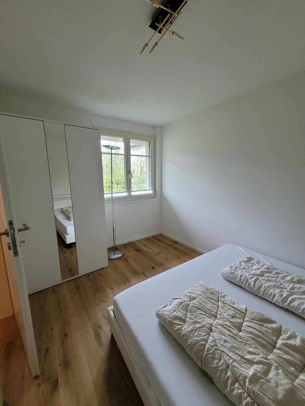Moderne 1.5-Zimmer-Wohnung mit Bergblick in Hinwil - Bild 6