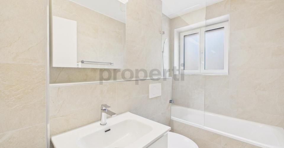 Hochwertig sanierte 3.5-Zimmer-Wohnung im Erstbezug - Appartement 3.5 pièces - image - 8