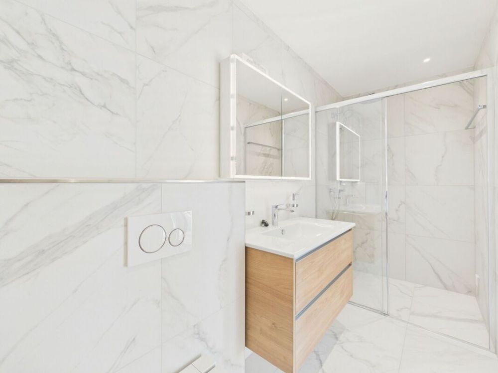 Exklusives Neubau-Reihenhaus mit Garten, Balkon und höchstem Wohnkomfort - Bild 9