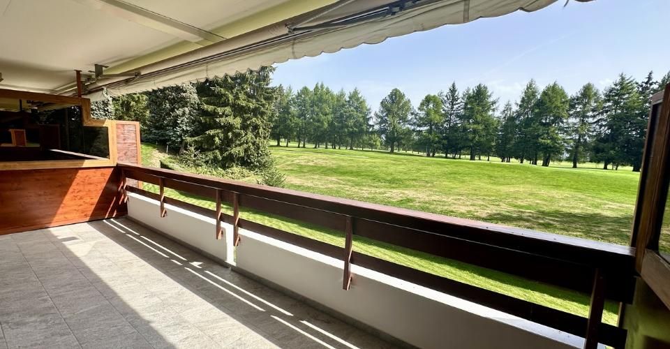 Magnifique 3,5 pièces rénové sur le golf - Appartement 3.5 pièces - image - 10
