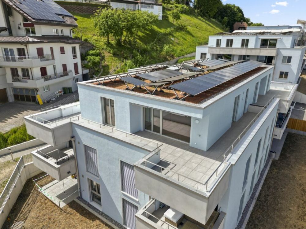 Erstvermietung 3,5 Zi. Attika-Wohnung Süd - Herrliche Dachterrasse
