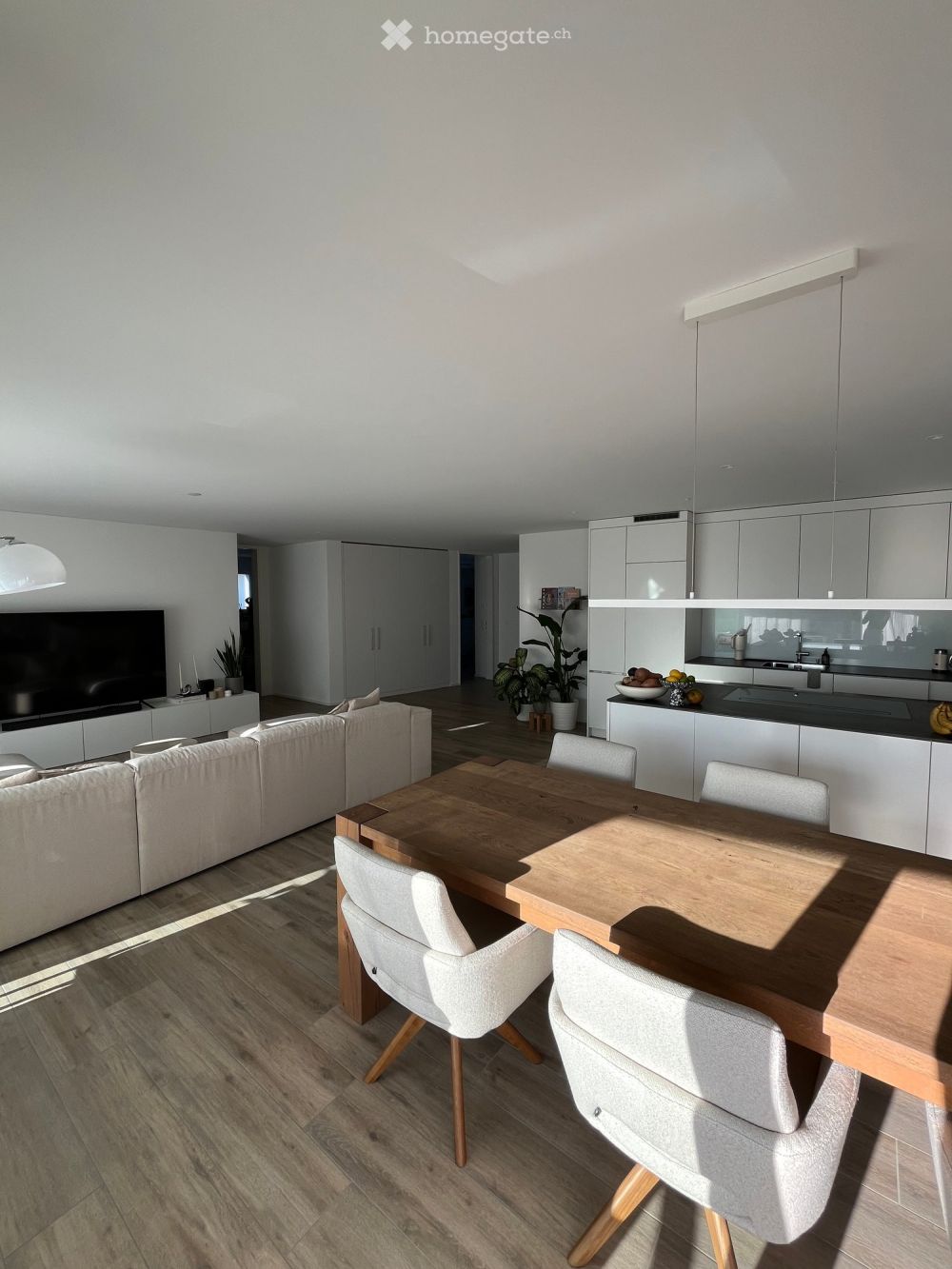 Moderne 4.5-Zimmer-Wohnung mit Balkon in Wangen SZ - Bild 3