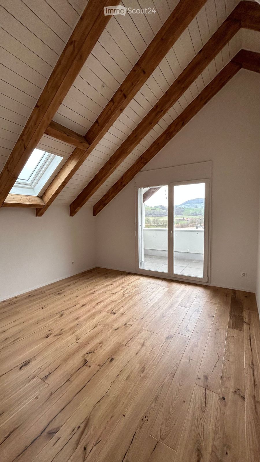 KERNSANIENIERTE UND HOCHWERTIGE 3½-ZI.-WOHNUNG - Bild 8