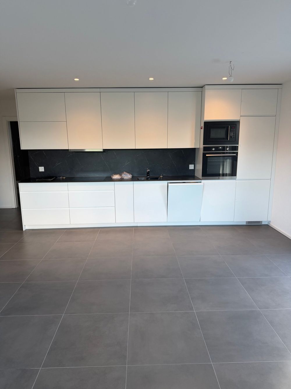 Moderne 2.5-Zimmer-Wohnung in Oberburg - Bild 2