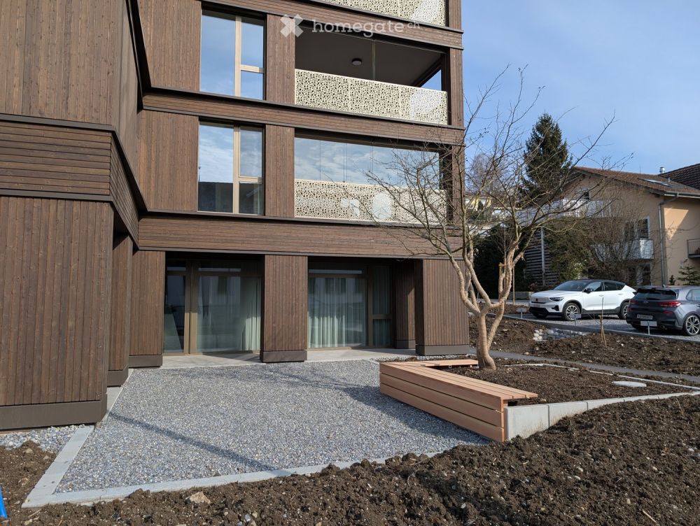 Wunderschöne 4.5-Zimmer-Wohnung im Eigentumsstandard an zentraler Lage im Dorfzentrum - Bild 3