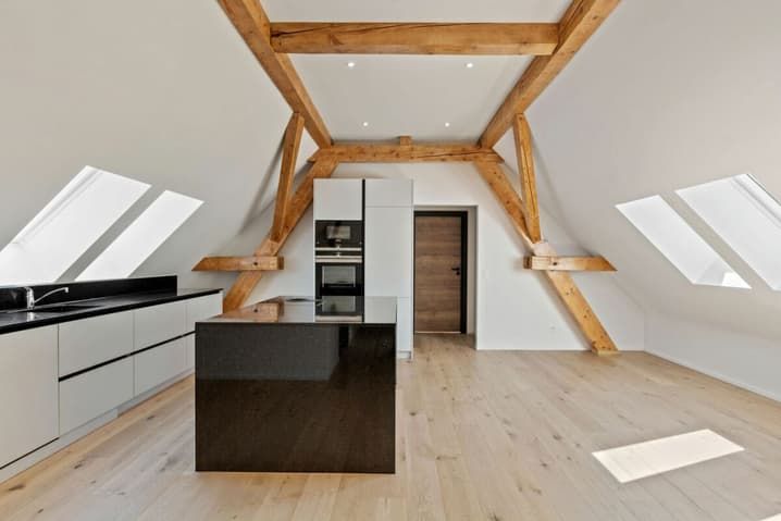 Courtelary, magnifique appartement de 4.5 pièces dans les combles - Bild 1