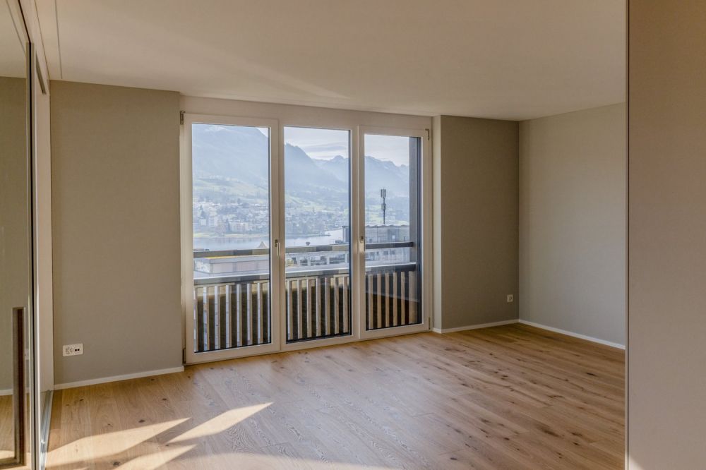 Stilvolle 2.5 Zimmerwohnung im Küssnachterhof - Bild 3