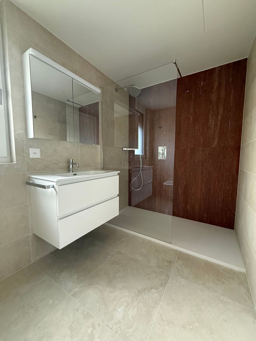 Meraviglioso appartamento di  3.5 locali in prima locazione a Canobbio - Bild 4