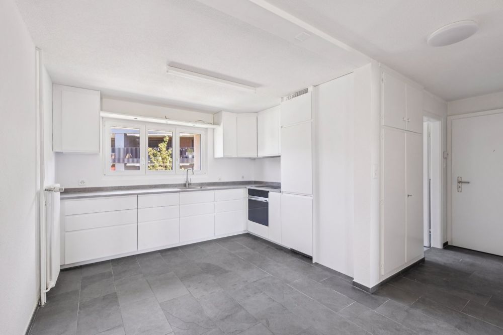 Sonnige Wohnung mit grosser Terrasse und Weitsicht an bester Lage in der neuen Überbauung - Bild 3