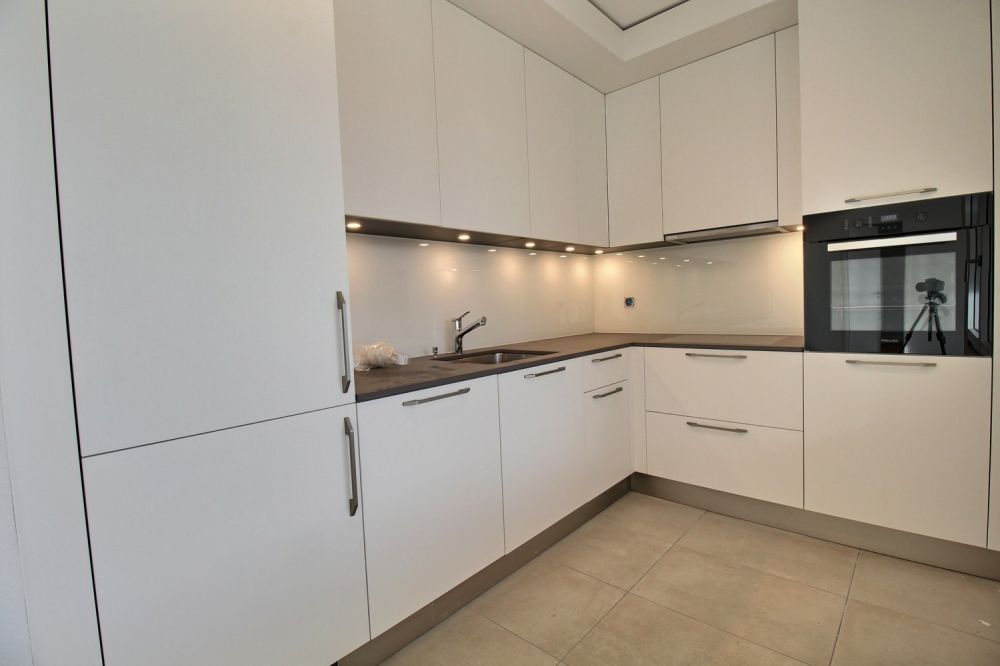 Appartement neuf de 3.5 pièces en attique ! - Cuisine