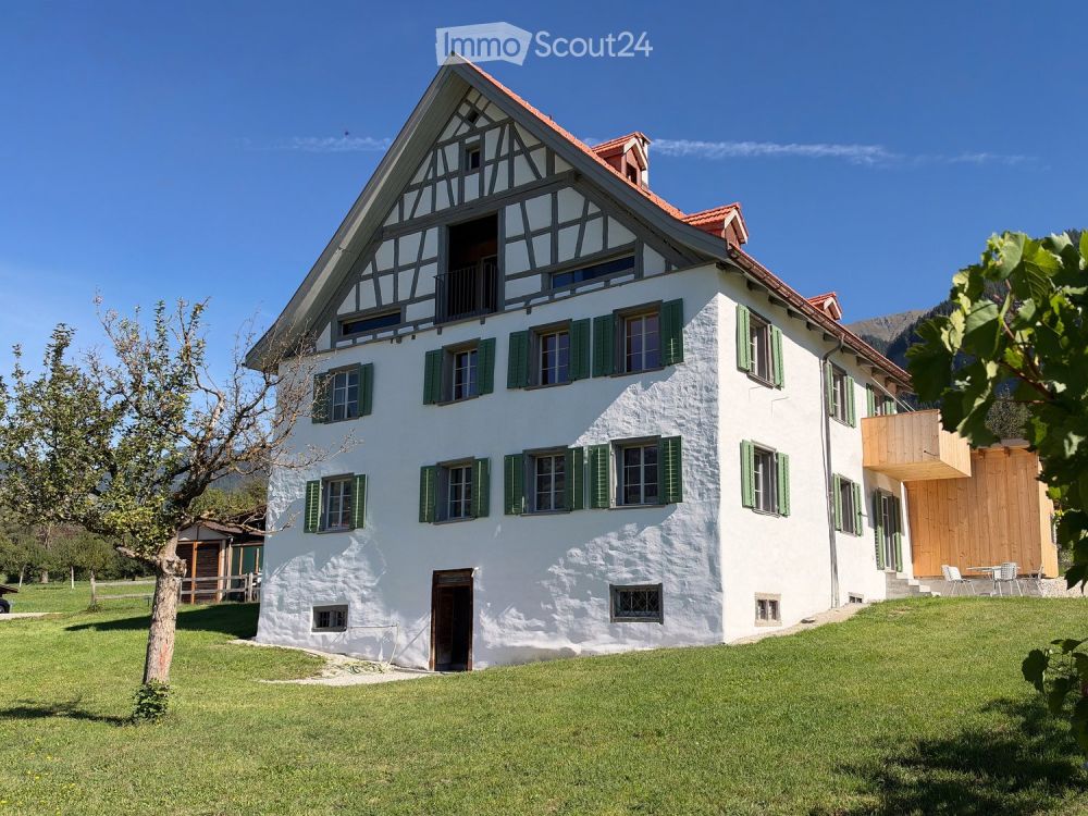 Hochwertige 5-Zimmer-Maisonettewohnung im historischen Haus im Domleschg (Erstbezug) - Bild 1