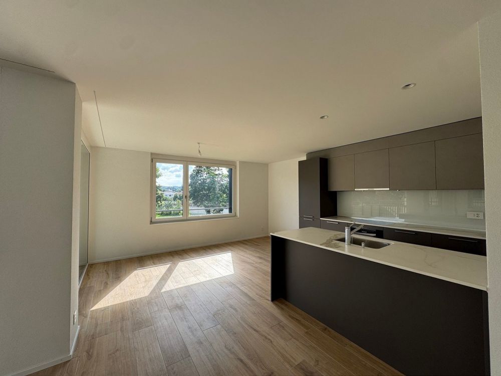 05716 - Appart. 4½ PCES - IMP. CHAMP-RIOND 7 - MATRAN - Bild 1