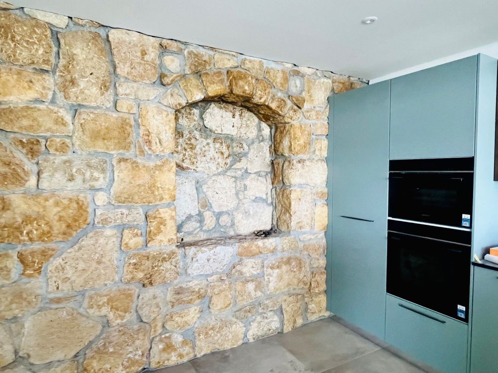 Aussergewöhnliche Loftwohnung mit Blick auf den Bielersee, ca. 111m2 - Bild 3