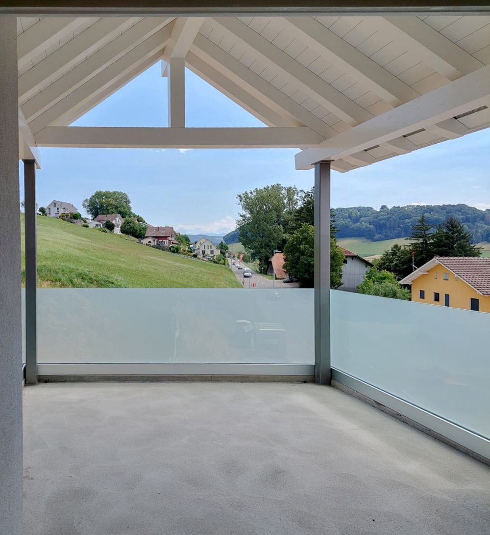 Grosszügige Dachwohnung mit eigenem Estrich und schöner Aussicht - Bild 11