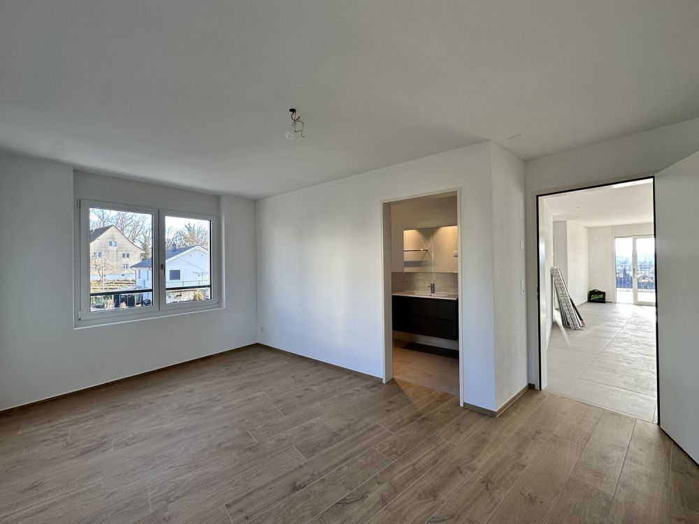 Exklusive Attika-Wohnung mit grosszügiger Terrasse - Bild 4