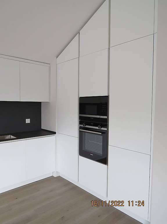 Moderno appartamento di 4 locali a Melano con giardino privato - Bild 5