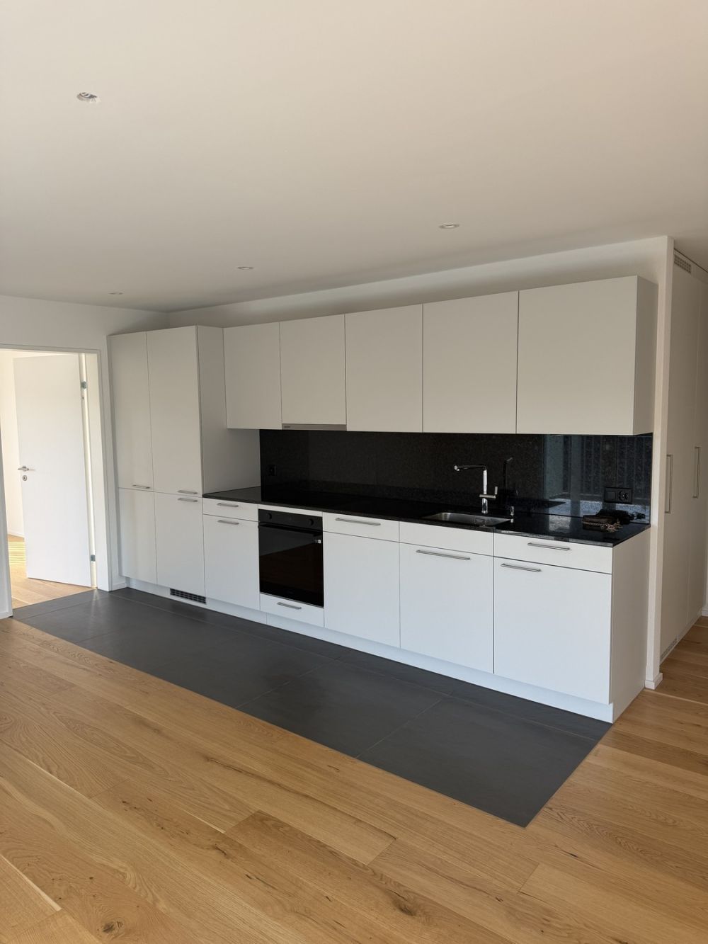 Moderne 3.5-Zimmer mit Balkon & Top-Ausstattung in Nürensdorf Inkl. NB - Bild 3