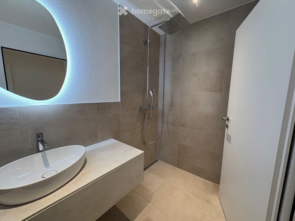 Moderne 4.5-Zimmerwohnung mit Weitblick – per sofort beziehbar - Bild 3