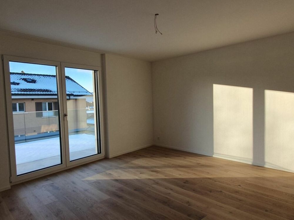 Herrliche Fernsicht und nagelneu! - Bild 8