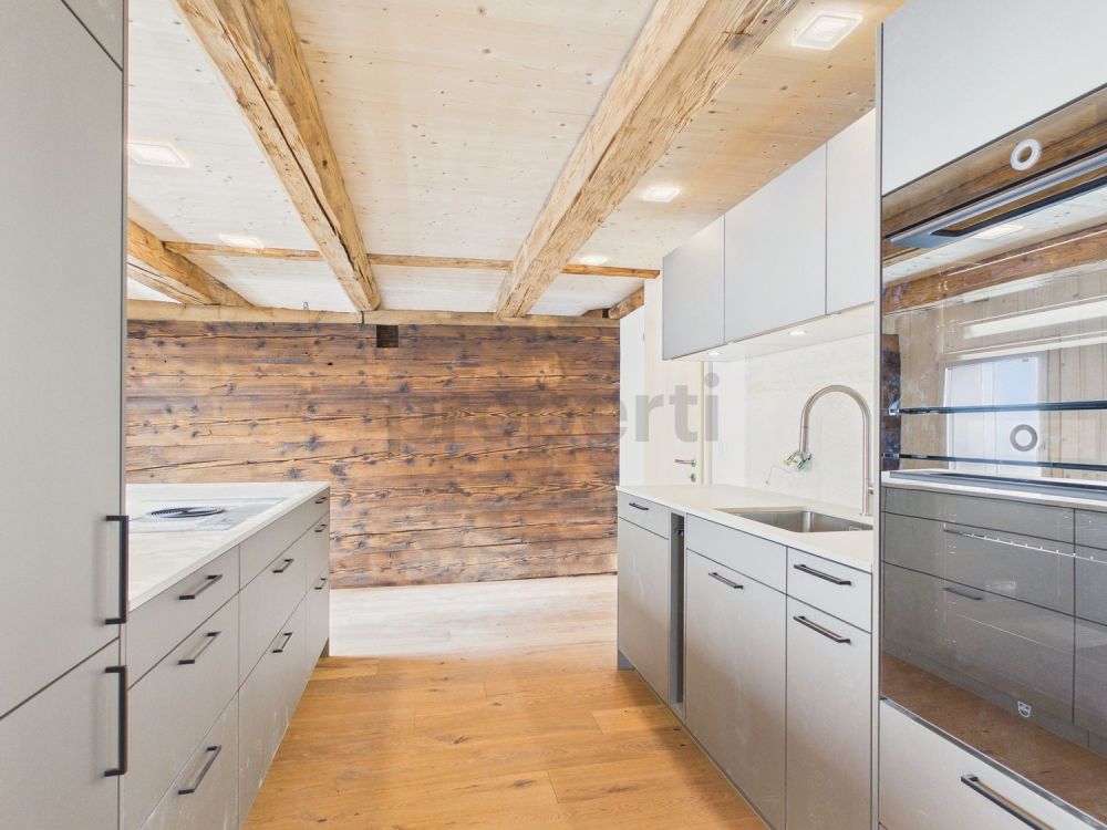 Neu renovierte 7-Zimmer-Maisonette mit grosszügigem Grundriss, Ennetbürgen - Image 4