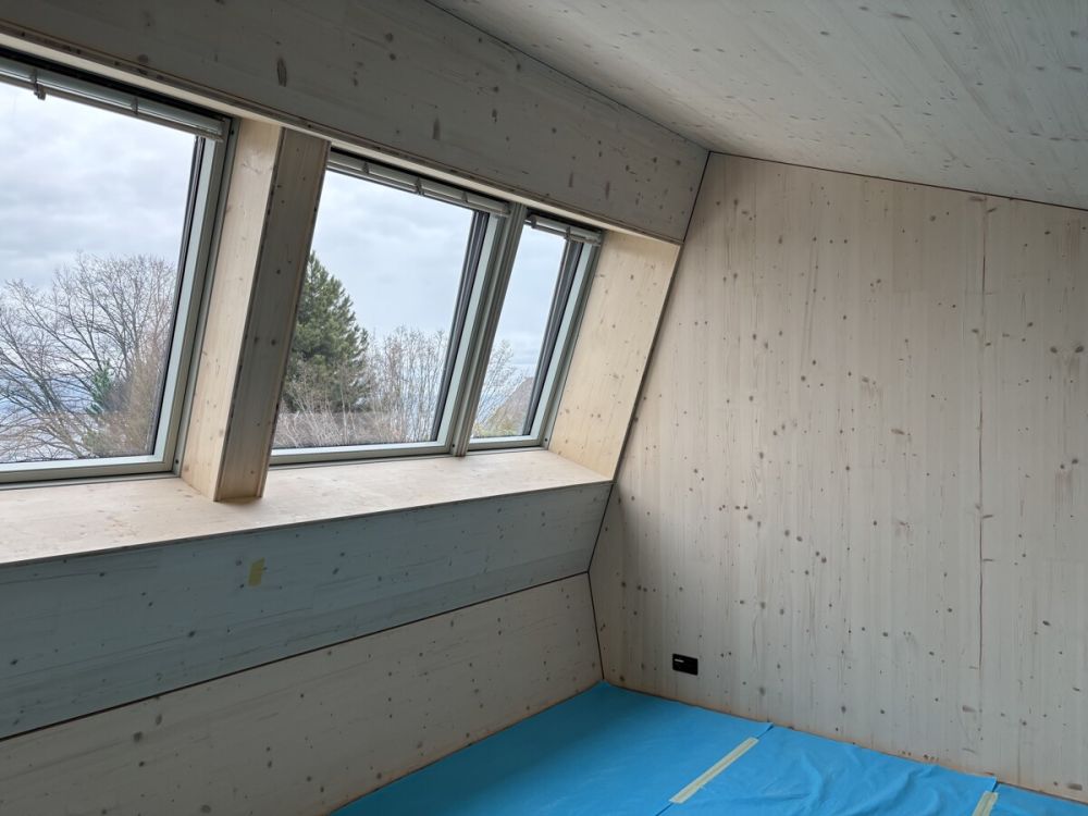 Erstvermietung, Obergeschoss mit Seesicht: Details unter atelierhaeuse - Dachzimmer