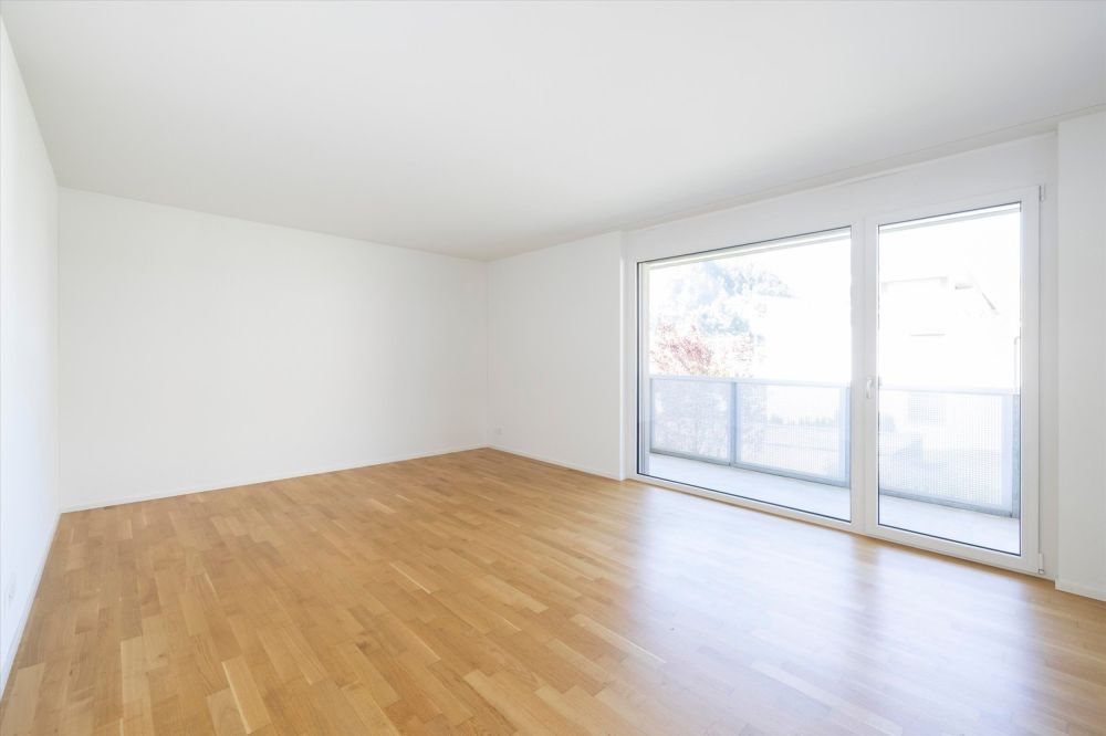 Grosszügig, sonnig und nah am Walensee - Wohnzimmer