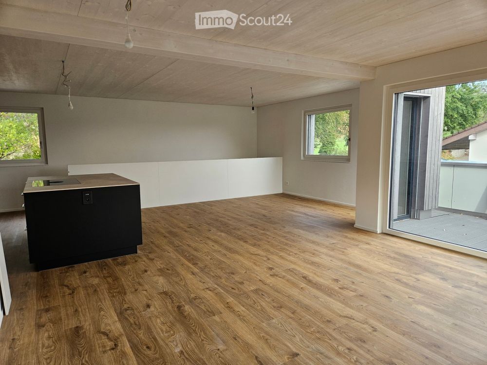 Erstvermietung: Moderne 3.5 Zimmer Neubauwohnung mit 75 m² Sitzplatz, Balkon & traumhafter Weitsicht - Bild 5