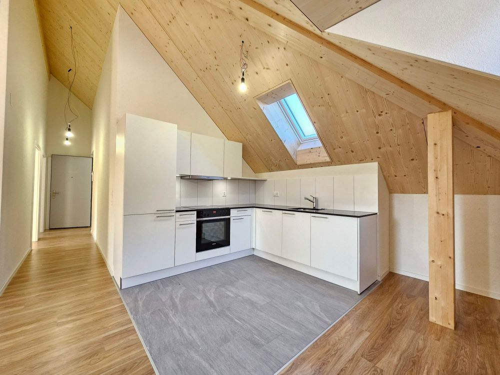 Neu renovierte 3.5-Zimmer-Wohnung zur Erstvermietung - Bild 3