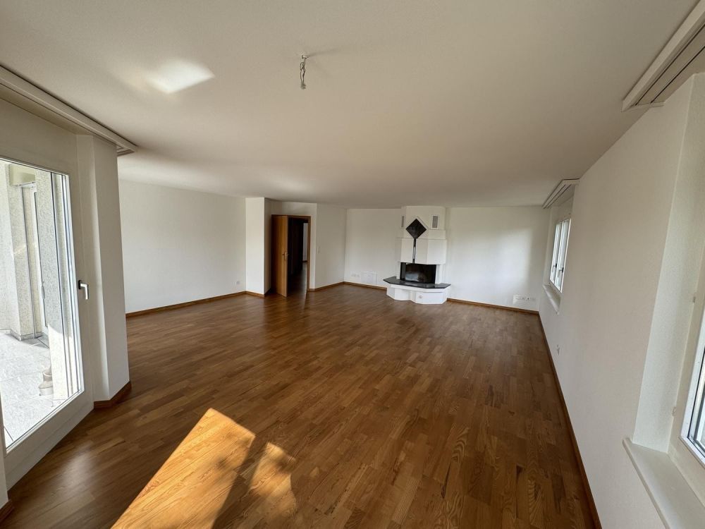 4.5-Zimmerwohnung im 1. Obergeschoss – Erstvermietung nach Sanierung - Bild 2