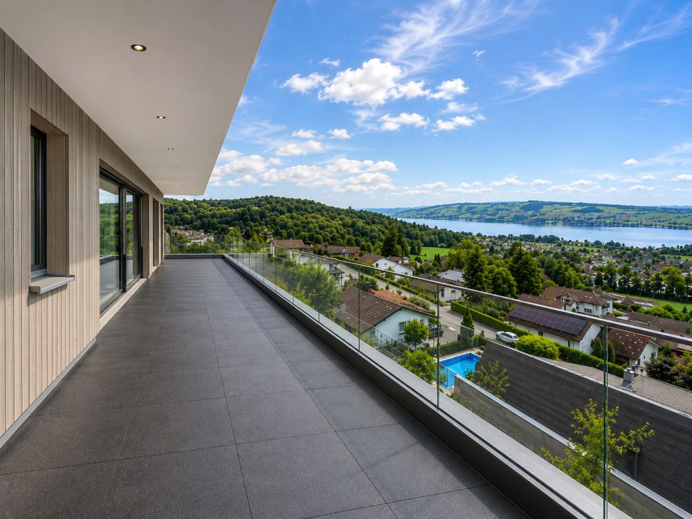 Luxuriöse Neubau-Attikawohnung mit traumhafter Seesicht - Visualisierung Terrasse
