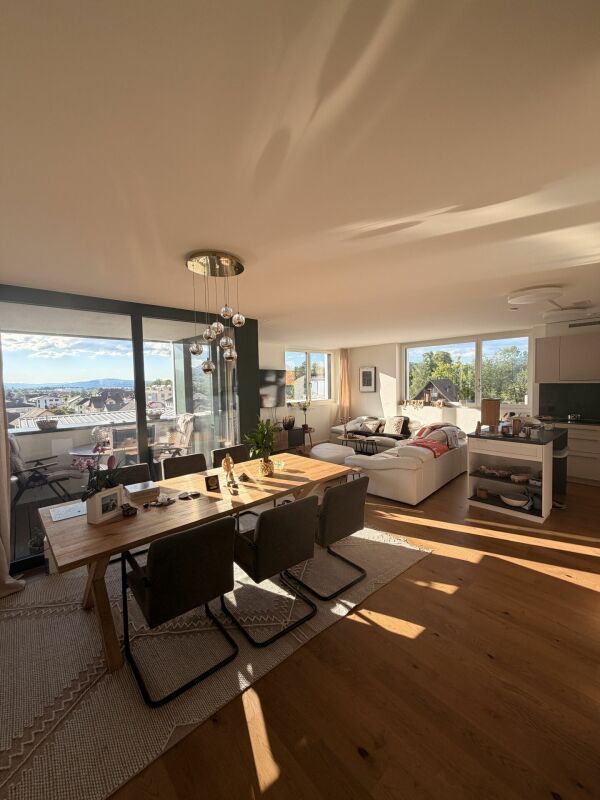 Moderne 4.5 Zimmerwohnung - Bild 1