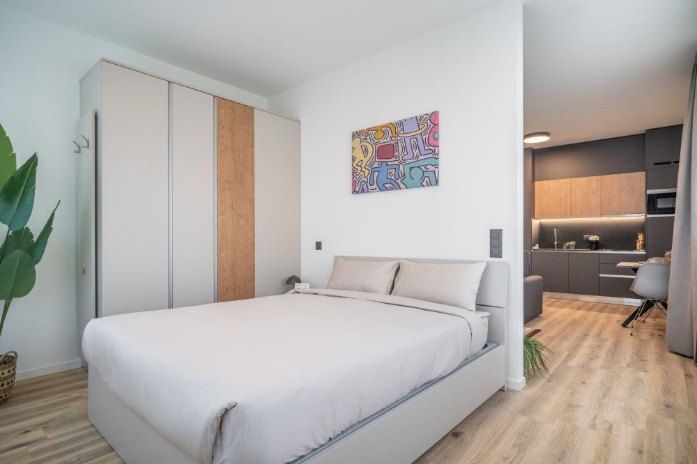 City Pop - Studio Apartments in Basel, next to the train station - Bild 1