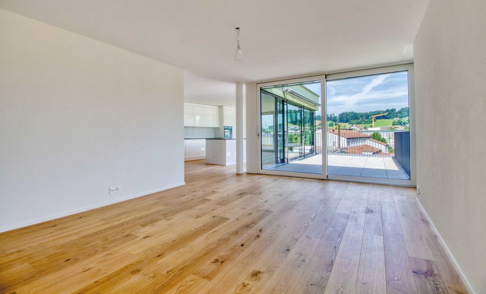 Moderne 2.5-Zimmer-Attikawohnung in Eschenbach - Bild 2