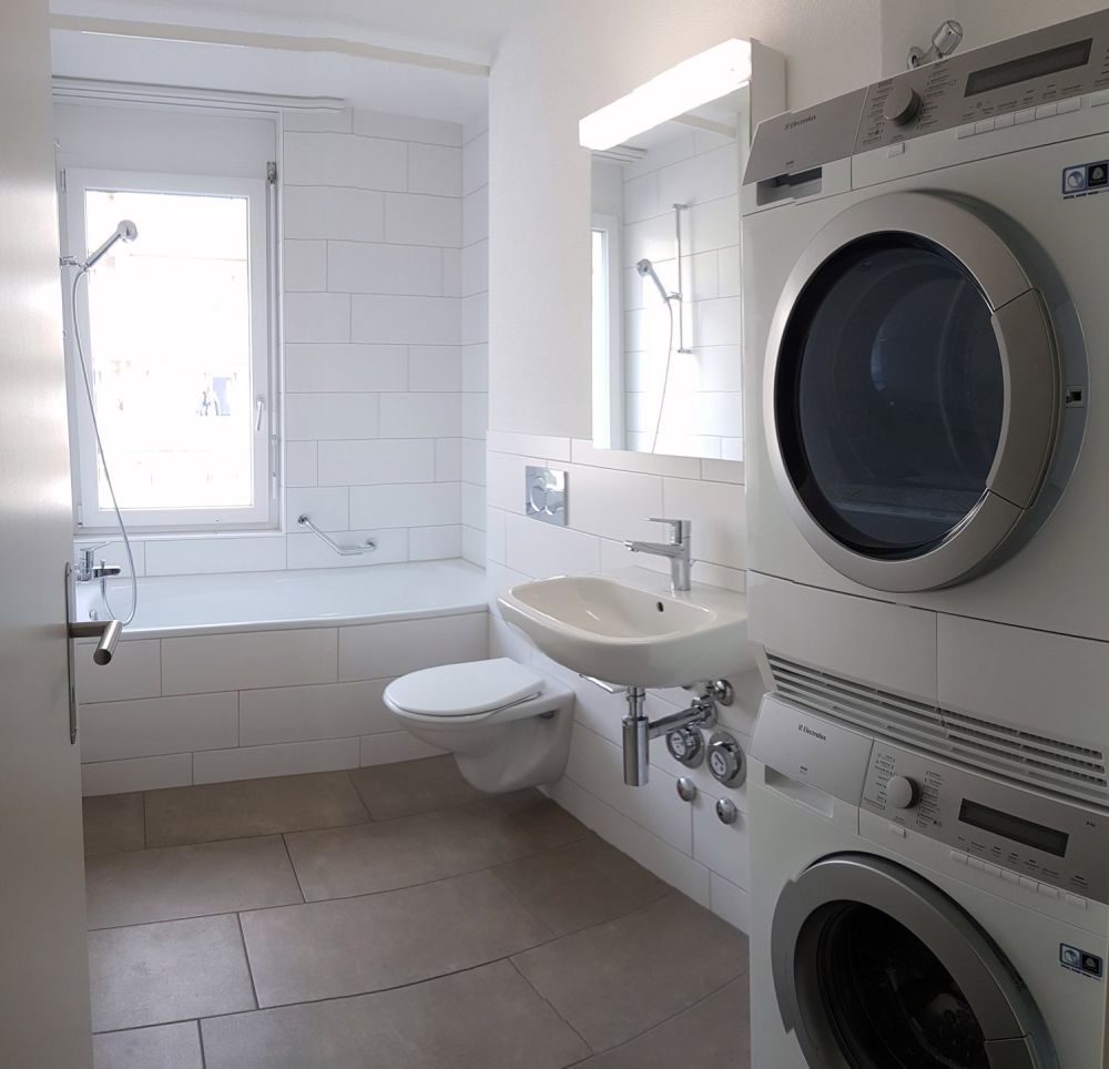 Moderne 3.5-Zimmerwohnung mit Balkon und Lift in Pieterlen - Bild 5