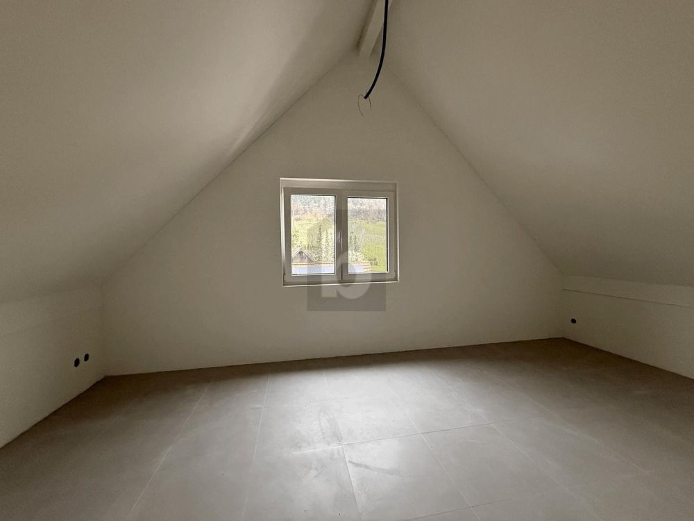 EXKLUSIV MIT GROSSER DACHTERRASSE - Bild 3