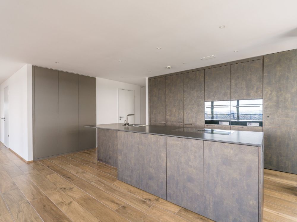 Über den Wolken: Exklusive 5.5-Zimmerwohnung im 31. Stock mit Panoramablick - Bild 4