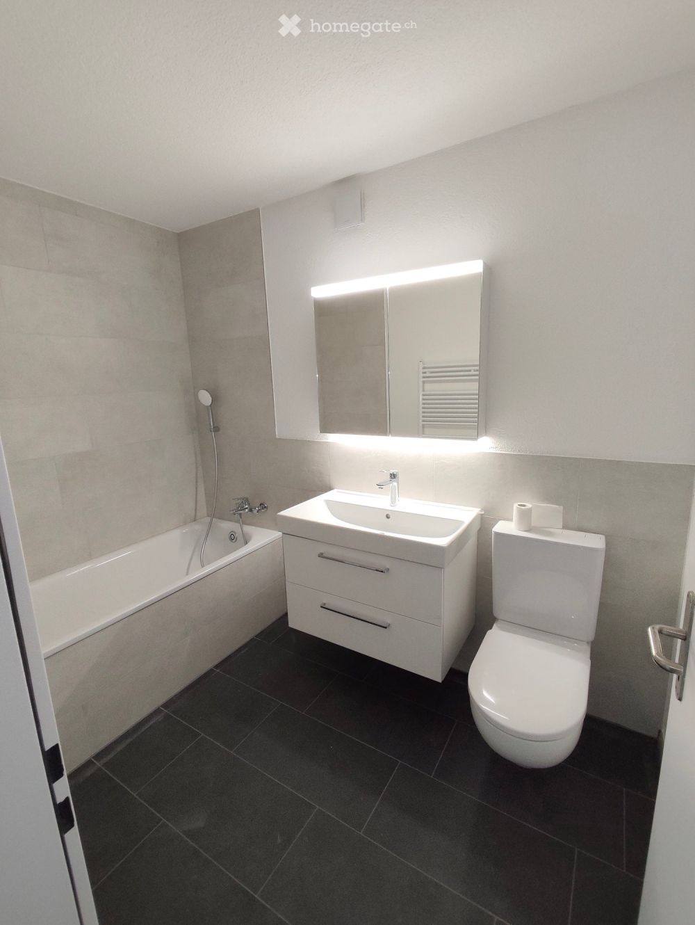 Neu renovierte, grosszügige 4.5-Zimmer-Wohnung in Schmerikon - Bild 4