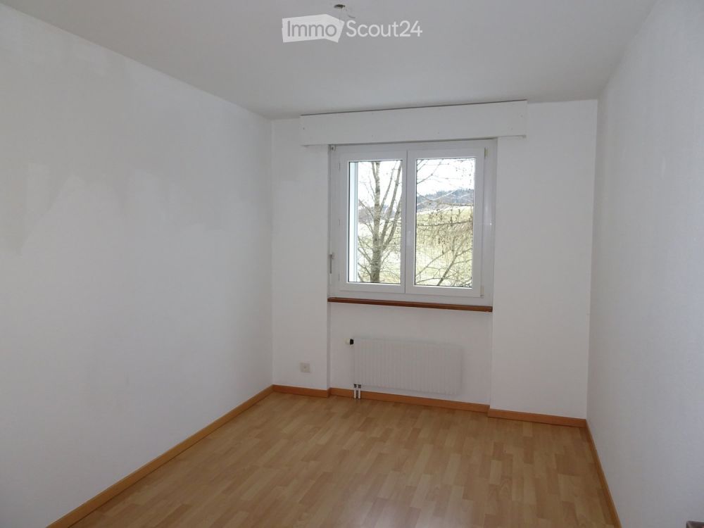 Modernisierte 41/2 Zimmer-Wohnung in total saniertem Mehrfamilienhaus - Bild 13