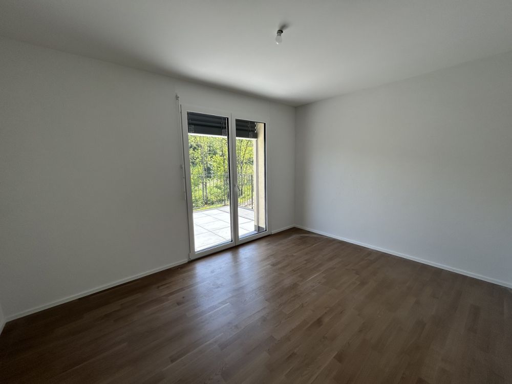 Prachtiges 4,5-Zimmer-Neubau mit großem Balkon - Bild 7